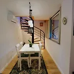 Vakantiehuis Mill House By The River *