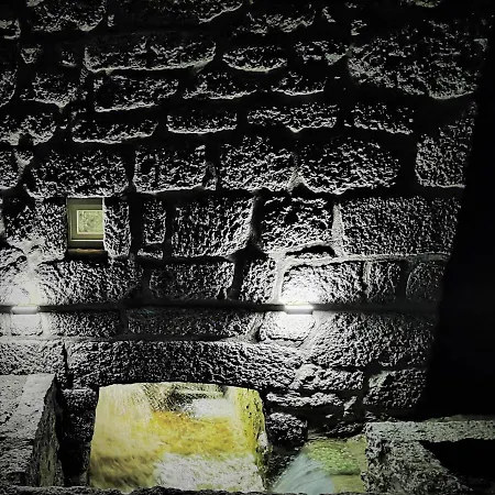 Holiday home Mill House & Hot Tub For Extra 10 Eur Night