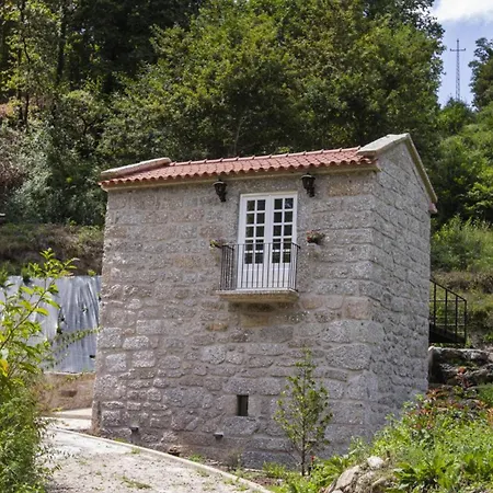 Mill House By The River Аркуш-ди-Валдевеш