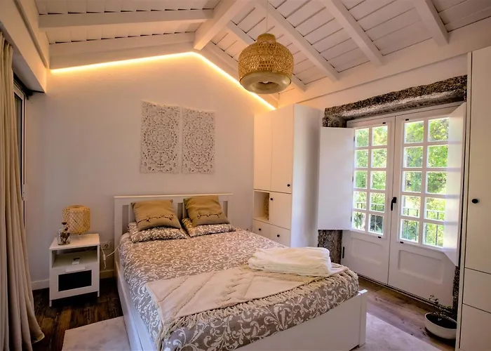 Mill House & Hot Tub Extra 15 Eur Night Booked Hébergement de vacances