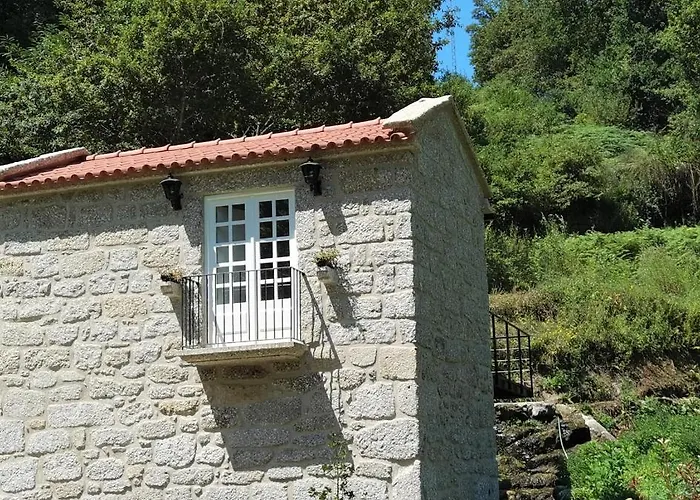 Mill House & Hot Tub Extra 15 Eur Night Booked Arcos de Valdevez