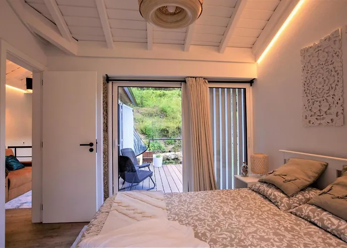 Mill House & Hot Tub Extra 15 Eur Night Booked *